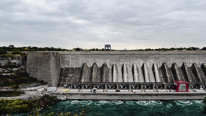 Curso de Centrales Hidroeléctricas